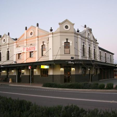 Peden's Hotel Cessnock Buitenkant foto