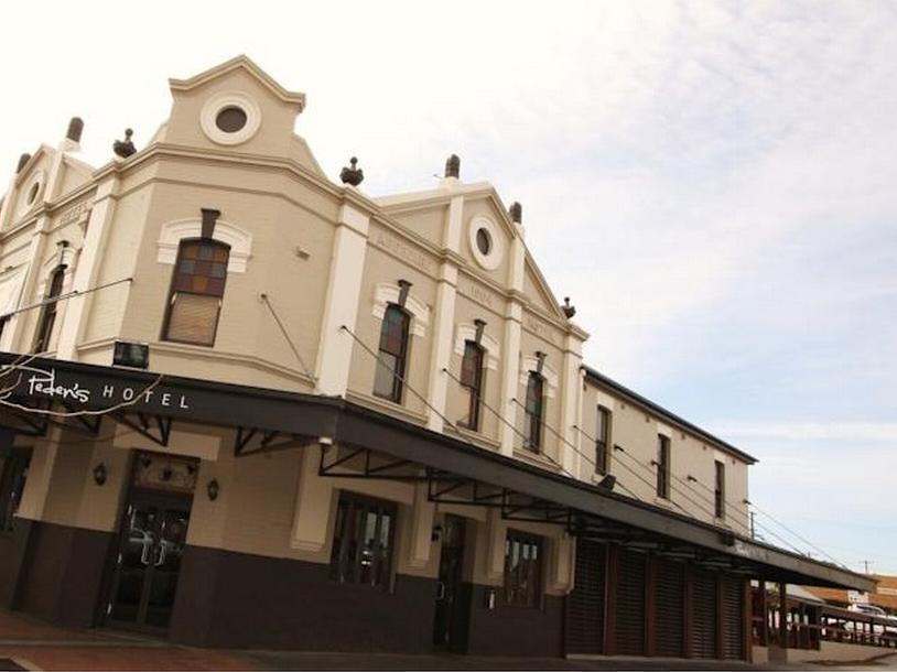 Peden's Hotel Cessnock Buitenkant foto