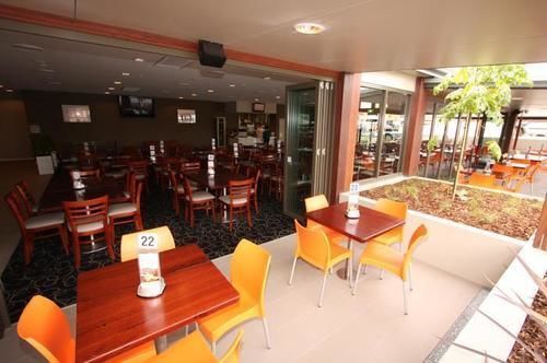 Peden's Hotel Cessnock Buitenkant foto