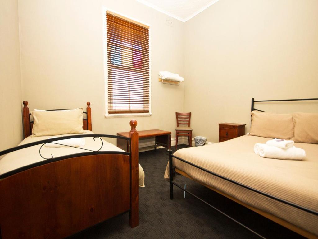 Peden's Hotel Cessnock Buitenkant foto